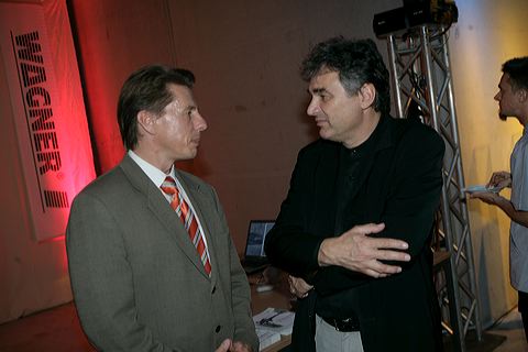 _p2j6004.jpg